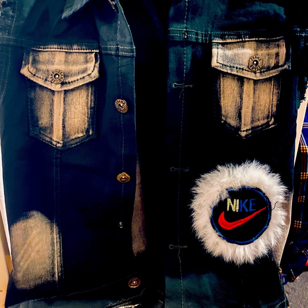 Clothes,shoes and bag - Picture 4 of 13